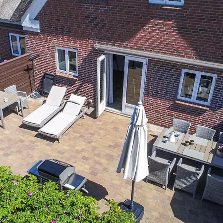 Beautiful Home In Blavand With Sauna Blåvand
